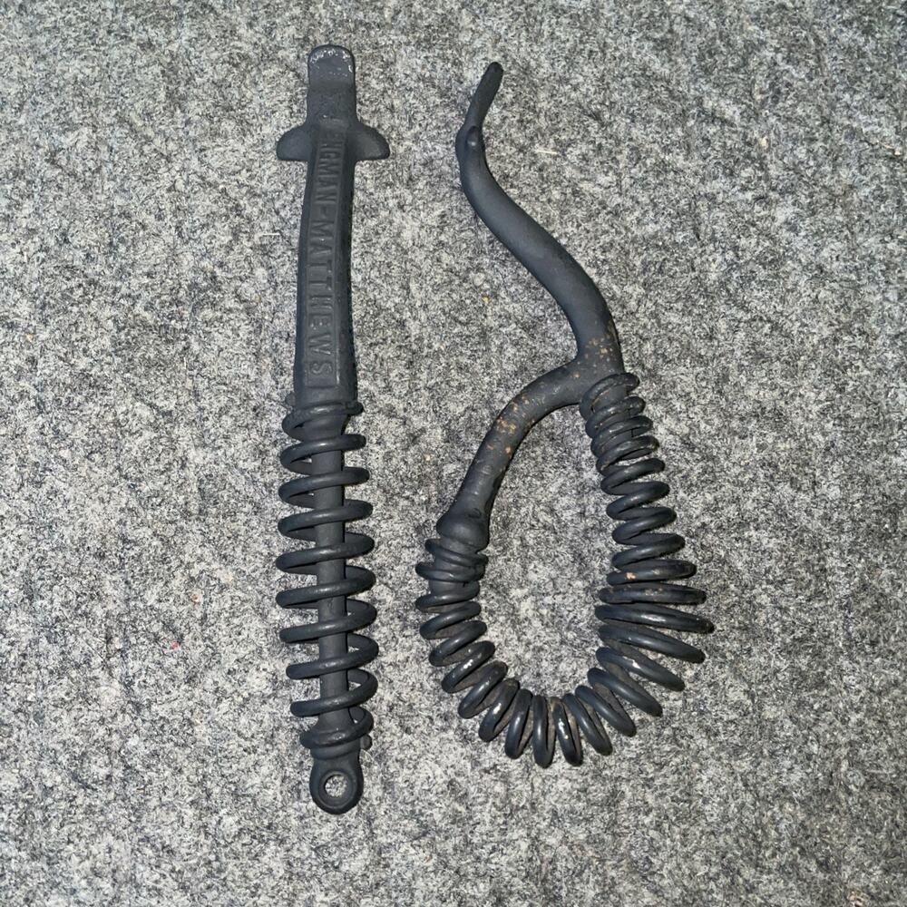 Metal Cob Wood Stove Plate Lid Lifter w/ Spring Handle Lot of 2 Engman Matthews